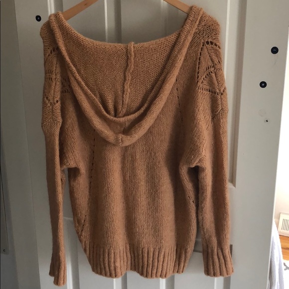 American Eagle sweater - Picture 3 of 4